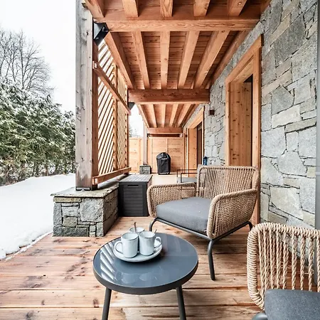 Apartment Osmose 002, Chatel - By Emerald Stay *