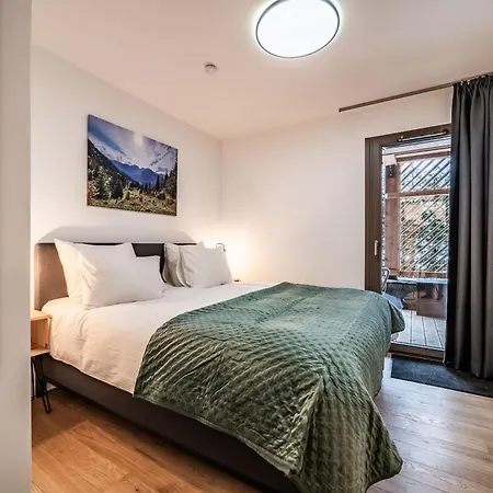 Apartment Osmose 002, Chatel - By Emerald Stay *